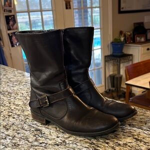 Bandolino Dark Brown Soft Leather Zipper Boots